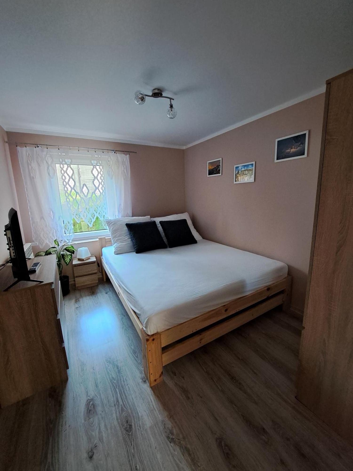 Apartament Strzyzowiec 80 Czernica  Esterno foto